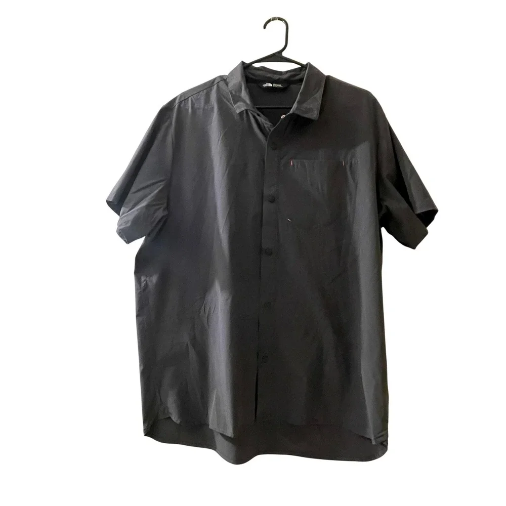 The North Face Mens XL Charcoal Short Sleeve Button Up Stretch Hiking Shirt